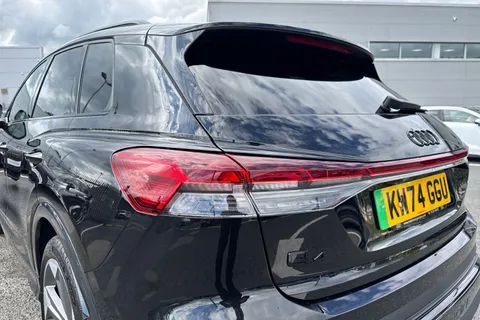KW74GGU Audi Q4 e-tron 125kW 35 55kWh Black Edition 5dr Auto Thumbnail #8