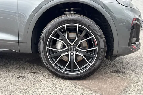 KW25EPL Audi Q5 Black Edition 50 TFSI e quattro 299 PS S tronic Thumbnail #10