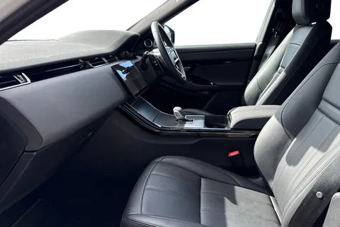 DY25LZO Land Rover Range Rover Evoque 1.5 P270e Dynamic SE 5dr Thumbnail #4