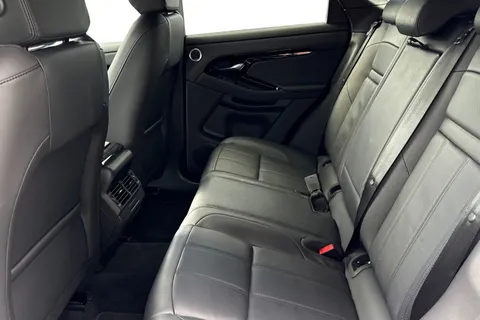 DY25LZO Land Rover Range Rover Evoque 1.5 P270e Dynamic SE 5dr Thumbnail #5