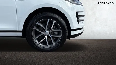 DY25LZO Land Rover Range Rover Evoque 1.5 P270e Dynamic SE 5dr Thumbnail #9