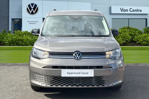 BT25HFX Volkswagen Caddy Maxi 2.0 TDI 122ps Maxi Life 7 Seat DSG 2025 Thumbnail #5