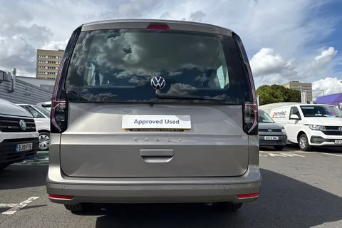 BT25HFX Volkswagen Caddy Maxi 2.0 TDI 122ps Maxi Life 7 Seat DSG 2025 Thumbnail #32