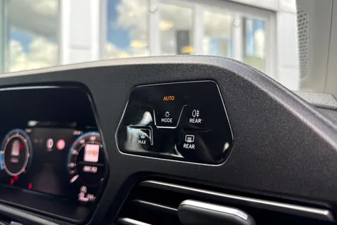 BT25HFX Volkswagen Caddy Maxi 2.0 TDI 122ps Maxi Life 7 Seat DSG 2025 Thumbnail #40