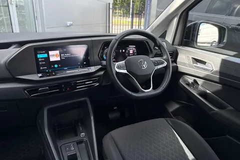 BT25HFX Volkswagen Caddy Maxi 2.0 TDI 122ps Maxi Life 7 Seat DSG 2025 Thumbnail #50