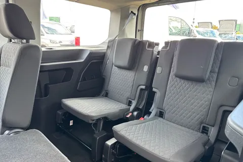 BT25HFX Volkswagen Caddy Maxi 2.0 TDI 122ps Maxi Life 7 Seat DSG 2025 Thumbnail #59