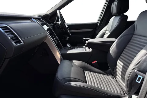 DY25KBU Land Rover Discovery 3.0 D350 Dynamic HSE 5dr Thumbnail #4