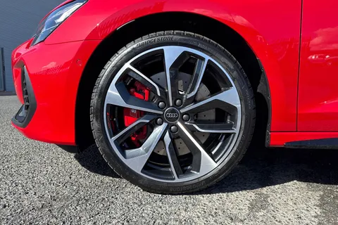  Audi S3 2.0 TFSI Black Edition Sportback S Tronic quattro Euro 6 (s/s) 5dr Thumbnail #10