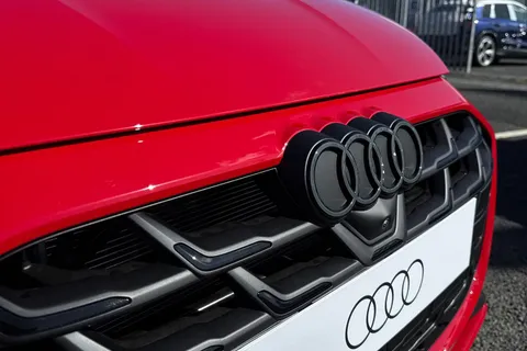  Audi S3 2.0 TFSI Black Edition Sportback S Tronic quattro Euro 6 (s/s) 5dr Thumbnail #27