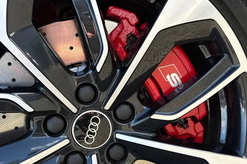  Audi S3 2.0 TFSI Black Edition Sportback S Tronic quattro Euro 6 (s/s) 5dr Thumbnail #35