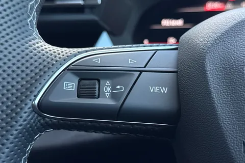  Audi S3 2.0 TFSI Black Edition Sportback S Tronic quattro Euro 6 (s/s) 5dr Thumbnail #41