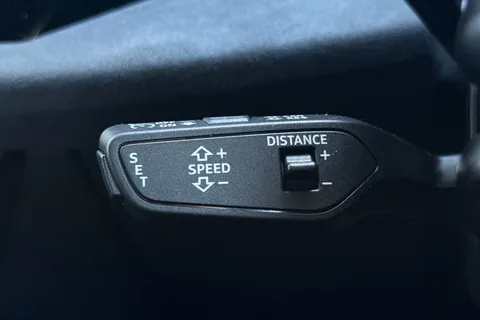  Audi S3 2.0 TFSI Black Edition Sportback S Tronic quattro Euro 6 (s/s) 5dr Thumbnail #47