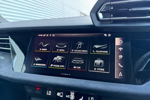  Audi S3 2.0 TFSI Black Edition Sportback S Tronic quattro Euro 6 (s/s) 5dr Thumbnail #49