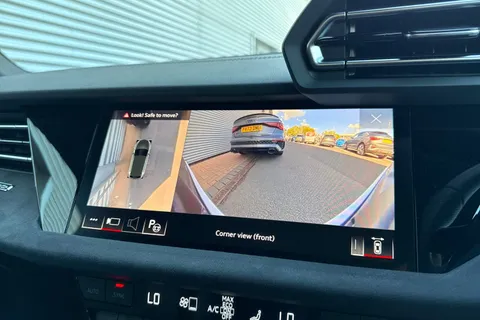  Audi S3 2.0 TFSI Black Edition Sportback S Tronic quattro Euro 6 (s/s) 5dr Thumbnail #58