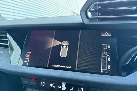  Audi S3 2.0 TFSI Black Edition Sportback S Tronic quattro Euro 6 (s/s) 5dr Thumbnail #59