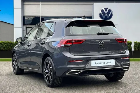 CX75STY Volkswagen Golf 1.4 TSI eHybrid Style 5dr DSG ⭐Sunroof, Head Up,17' Ventura alloy⭐ Thumbnail #3