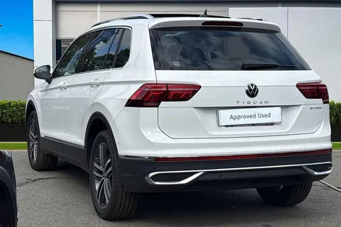 CX75HYB Volkswagen Tiguan 1.4 TSI eHybrid Elegance 5dr DSG Thumbnail #3
