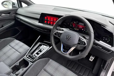 CX75ETG Volkswagen Golf 1.4 TSI GTE 5dr DSG ⭐18' Bakersfield alloy, Dynamic chassis control⭐ Thumbnail #6