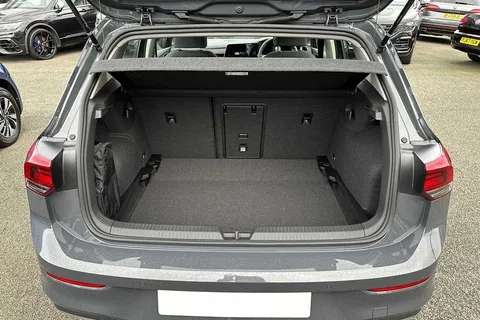 CX75STY Volkswagen Golf 1.4 TSI eHybrid Style 5dr DSG ⭐Sunroof, Head Up,17' Ventura alloy⭐ Thumbnail #9