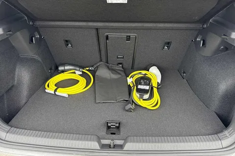 CX75ETG Volkswagen Golf 1.4 TSI GTE 5dr DSG ⭐18' Bakersfield alloy, Dynamic chassis control⭐ Thumbnail #9