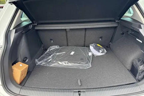 CX75HYB Volkswagen Tiguan 1.4 TSI eHybrid Elegance 5dr DSG Thumbnail #9