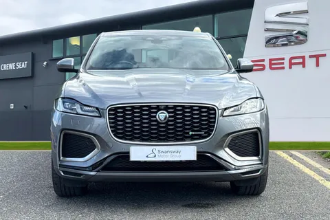 DK71PGZ Jaguar F-Pace 2.0 D200 MHEV R-Dynamic S Auto AWD Euro 6 (s/s) 5dr Thumbnail #6