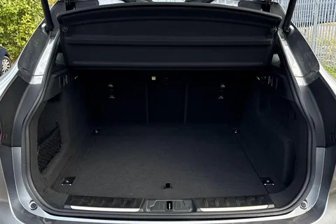 DK71PGZ Jaguar F-Pace 2.0 D200 MHEV R-Dynamic S Auto AWD Euro 6 (s/s) 5dr Thumbnail #10