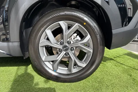  BYD ATTO 2 51.1kWh Boost Auto 5dr Thumbnail #23