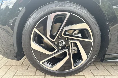  Volkswagen Id.7 Pro S 86kWh Match Fastback Auto 5dr Thumbnail #11