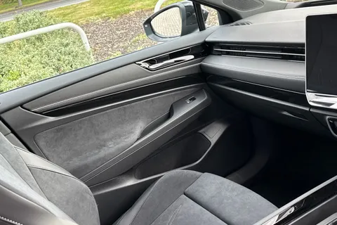  Volkswagen Id.7 Pro S 86kWh Match Fastback Auto 5dr Thumbnail #20