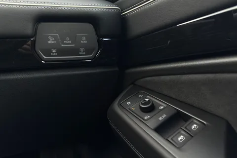  Volkswagen Id.7 Pro S 86kWh Match Fastback Auto 5dr Thumbnail #21