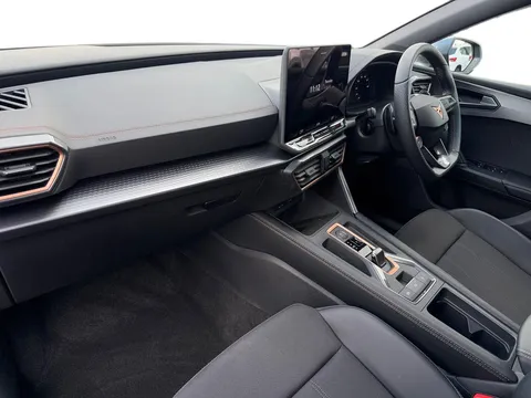 DK25YBG CUPRA Leon 1.5 eTSI 150 V1 5dr DSG Thumbnail #9