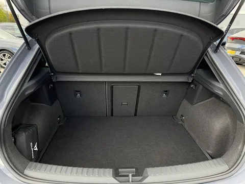 DK25YBG CUPRA Leon 1.5 eTSI 150 V1 5dr DSG Thumbnail #10