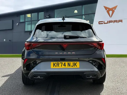 KR74NJK CUPRA Leon 1.5 TSI 150 V1 5dr Thumbnail #5