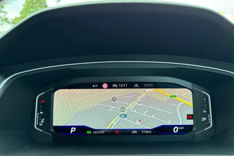 26 of 51 for Volkswagen Tiguan Allspace Tiguan Allspace R-Line 1.5 TSI 150PS 7-Speed DSG 5 Door | Heated Seats