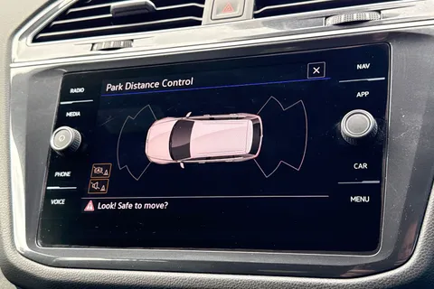 36 of 51 for Volkswagen Tiguan Allspace Tiguan Allspace R-Line 1.5 TSI 150PS 7-Speed DSG 5 Door | Heated Seats