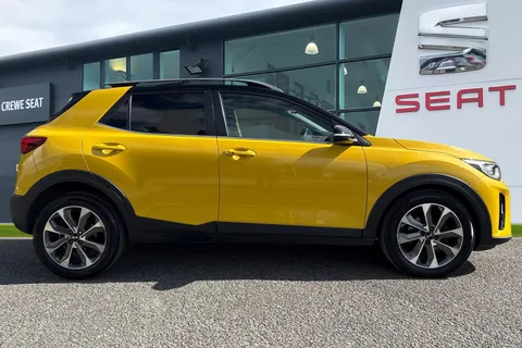 DN67XLS Kia Stonic 1.0 T-GDi First Edition Euro 6 (s/s) 5dr Thumbnail #4