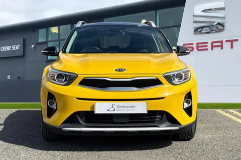 DN67XLS Kia Stonic 1.0 T-GDi First Edition Euro 6 (s/s) 5dr Thumbnail #6