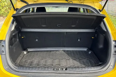 DN67XLS Kia Stonic 1.0 T-GDi First Edition Euro 6 (s/s) 5dr Thumbnail #7