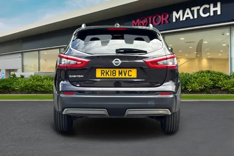 RK18MVC Nissan Qashqai 1.2 DIG-T N-Connecta Euro 6 (s/s) 5dr Thumbnail #5