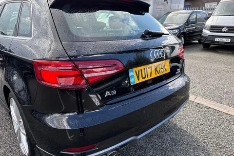 VU17KRK Audi A3 2.0 TDI S line Sportback quattro Euro 6 (s/s) 5dr Thumbnail #8