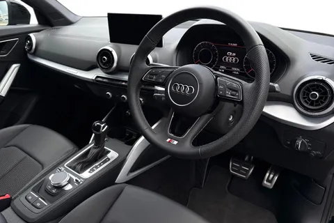 GF24UCV Audi Q2 S line 35 TFSI 150 PS S tronic Thumbnail #8