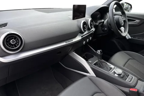 GF24UCV Audi Q2 S line 35 TFSI 150 PS S tronic Thumbnail #9