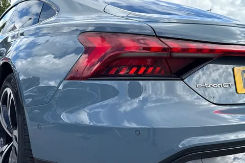 PJ72XTD Audi e-tron GT GT quattro 350,00 kW Thumbnail #8