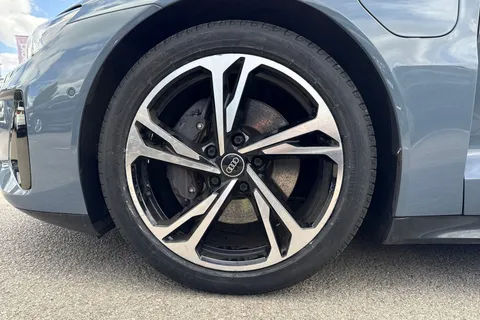 PJ72XTD Audi e-tron GT GT quattro 350,00 kW Thumbnail #11