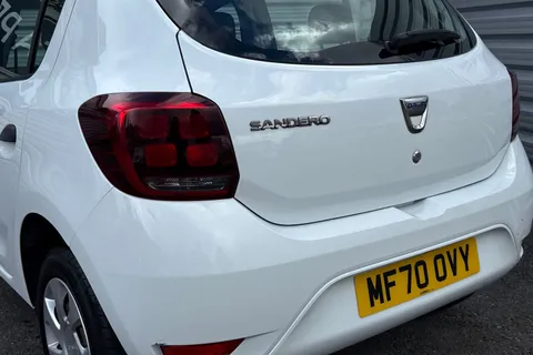 MF70OVY Dacia Sandero 1.0 SCe Essential Euro 6 5dr Thumbnail #8