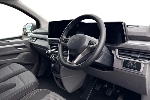 MF25HUO Volkswagen Transporter 2.0 TDI 150 Commerce Pro Van Thumbnail #8