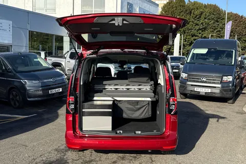 37 of 63 for Volkswagen Caddy California Maxi 2.0 TDI 122 5dr DSG-Panoramic Roof/LED's