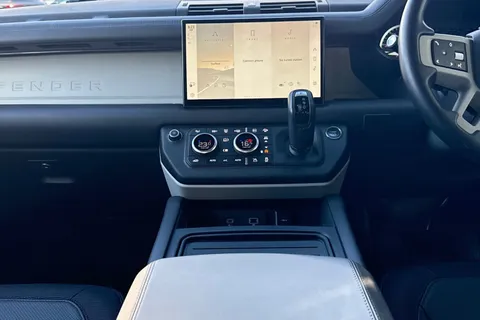 15 of 35 for Land Rover Defender 110 2.0 P400e 15.4kWh X-Dynamic HSE SUV 5dr Petrol Plug-in Hybrid Auto 4WD Euro 6 (s/s) (404 ps)