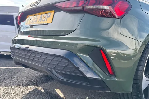 PY25AOP Audi A3 Black Edition 35 TDI 150 PS S tronic Thumbnail #33